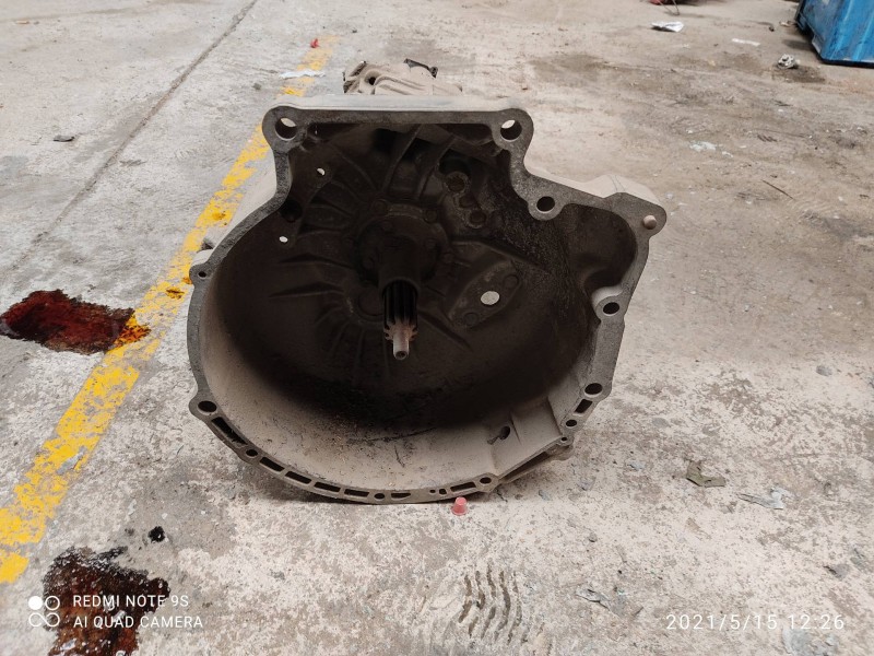 Recambio de caja cambios para bmw serie 5 (e28) 524td referencia OEM IAM 005725NK  