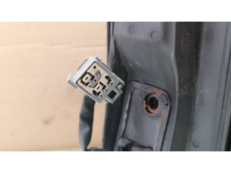 Recambio de retrovisor derecho para ford focus berlina (cap) ambiente (d) referencia OEM IAM 212876100 014292 ELECTRICO