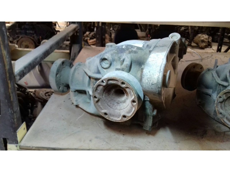 Recambio de diferencial trasero para bmw serie 5 berlina (e39) 525tds referencia OEM IAM 7502528 E2333M 2.35
