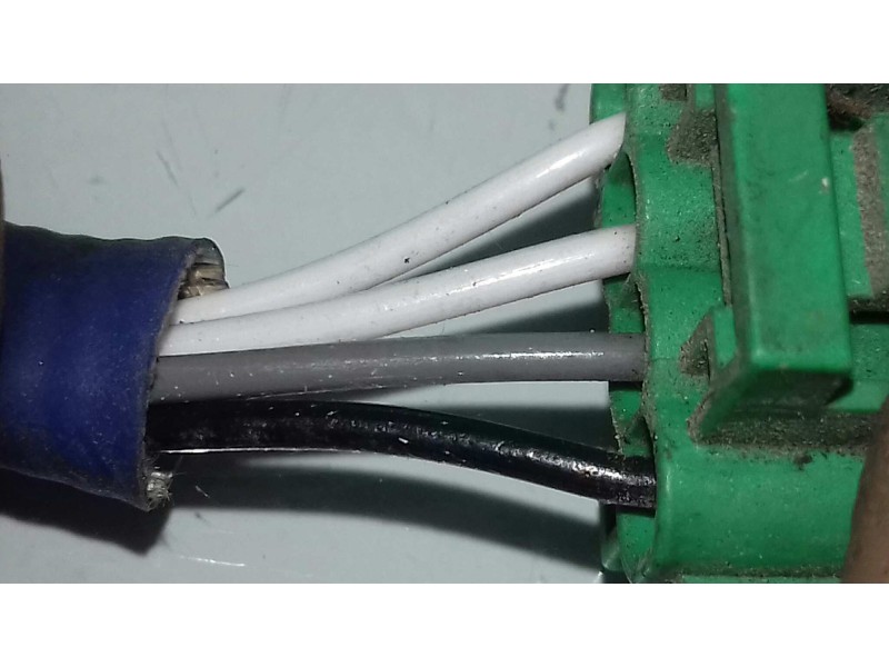 Recambio de sonda lambda para citroen c4 berlina exclusive referencia OEM IAM 258006028  VERDE