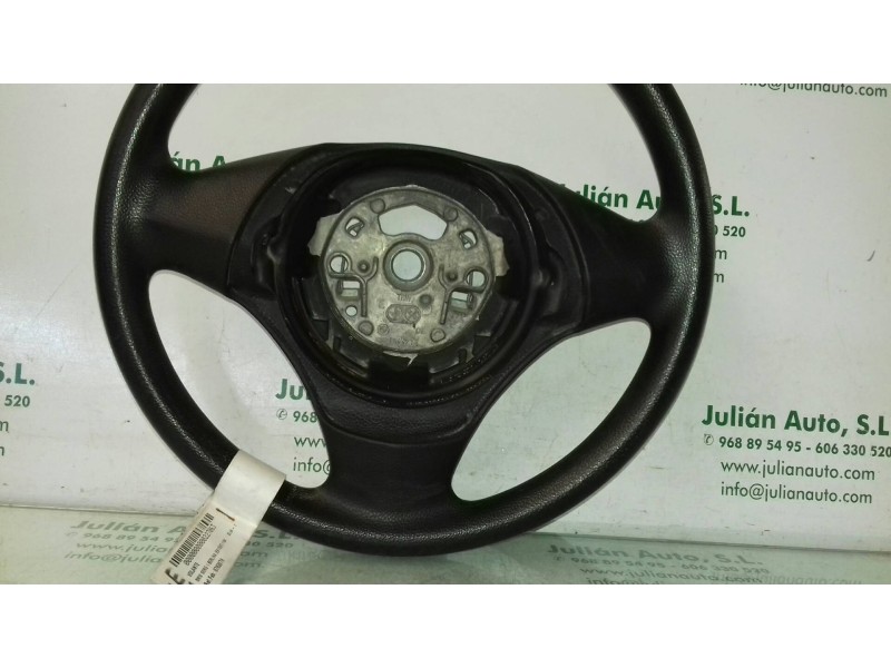 Recambio de volante para bmw serie 1 berlina (e81/e87) 118d referencia OEM IAM 6763076  GOMA