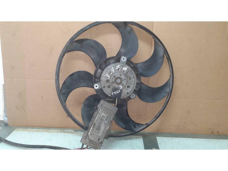 Recambio de electroventilador para ford focus berlina (cap) ambiente (d) referencia OEM IAM 3136613305  1137328148