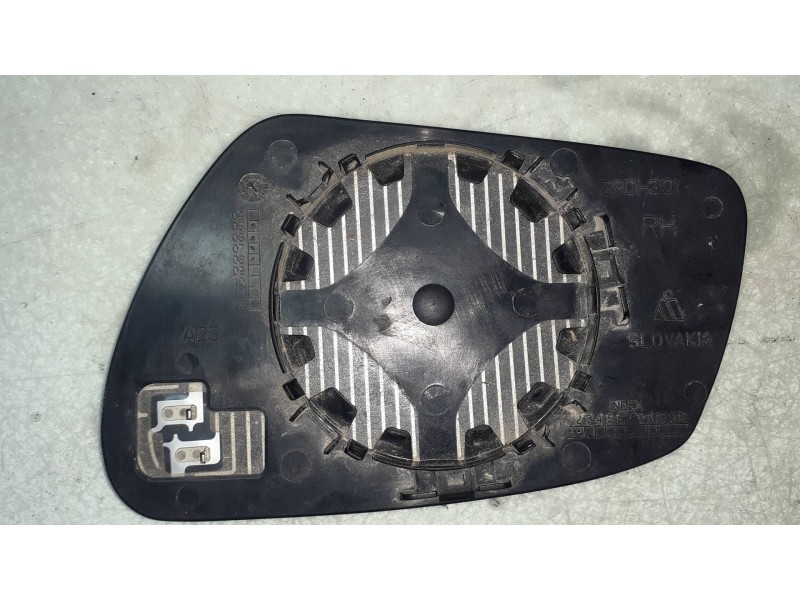 Recambio de cristal retrovisor derecho para ford focus berlina (cap) ambiente (d) referencia OEM IAM 2801301  