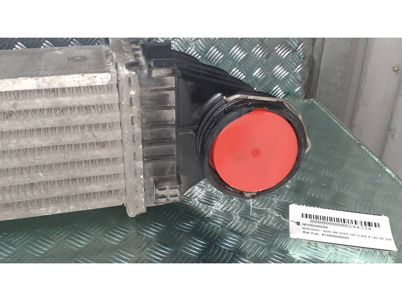 Recambio de intercooler para mercedes-benz clase b (w245) 180 cdi (245.207) referencia OEM IAM A1695000000  BEHR