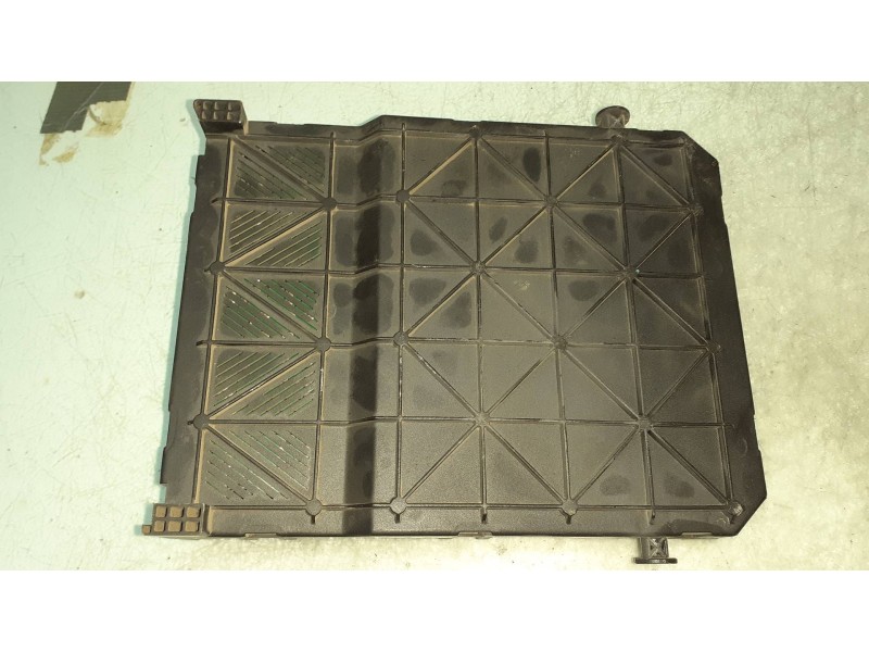 Recambio de caja reles / fusibles para peugeot 206 berlina xt referencia OEM IAM 9645747480 BSI E02 00 SIEMENS