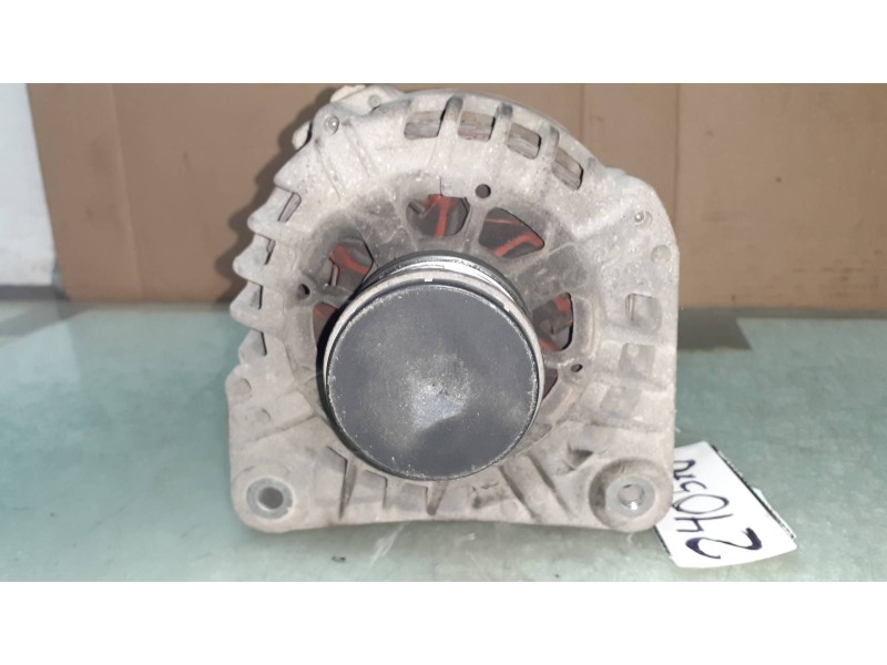 Recambio de alternador para renault kangoo (f/kc0) rt referencia OEM IAM SG12B038 VALEO 