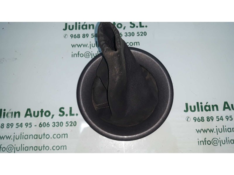 Recambio de guarnecidos palanca cambio para citroen c4 grand picasso exclusive referencia OEM IAM 96609528ZD 96609527YW 96609529