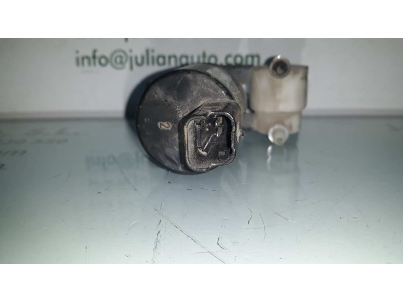 Recambio de bomba limpia para peugeot 407 sw sr confort referencia OEM IAM 9643447980  