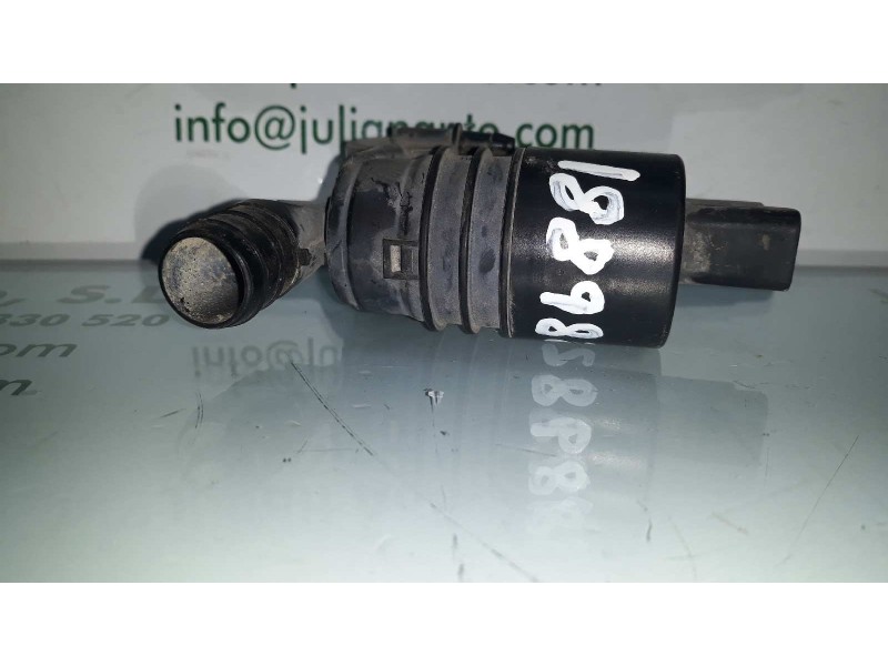 Recambio de bomba limpia para peugeot 407 sw sr confort referencia OEM IAM 9643447980  