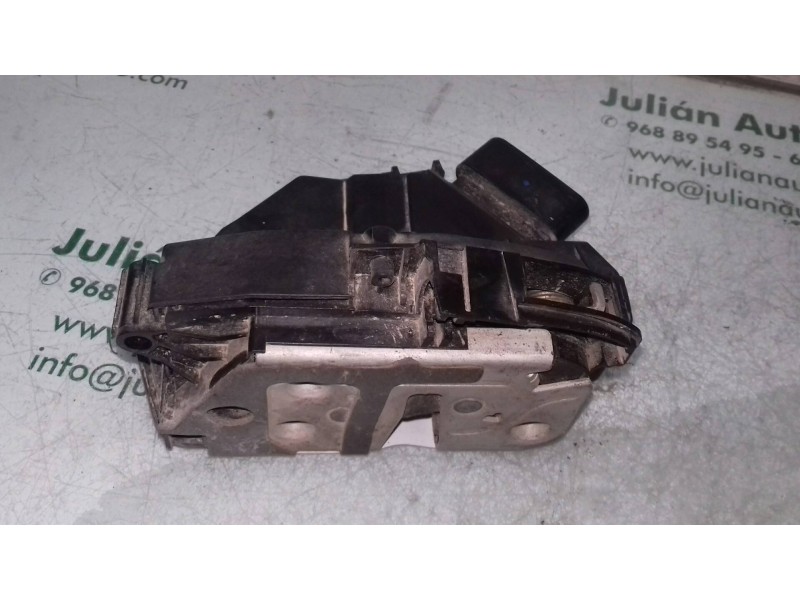 Recambio de cerradura puerta delantera derecha para ford focus lim. (cb8) ambiente referencia OEM IAM BM5AA21812BC  