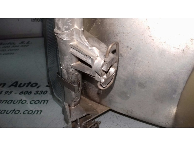 Recambio de faro izquierdo para peugeot 106 (s1) cocktail referencia OEM IAM 084837  VALEO