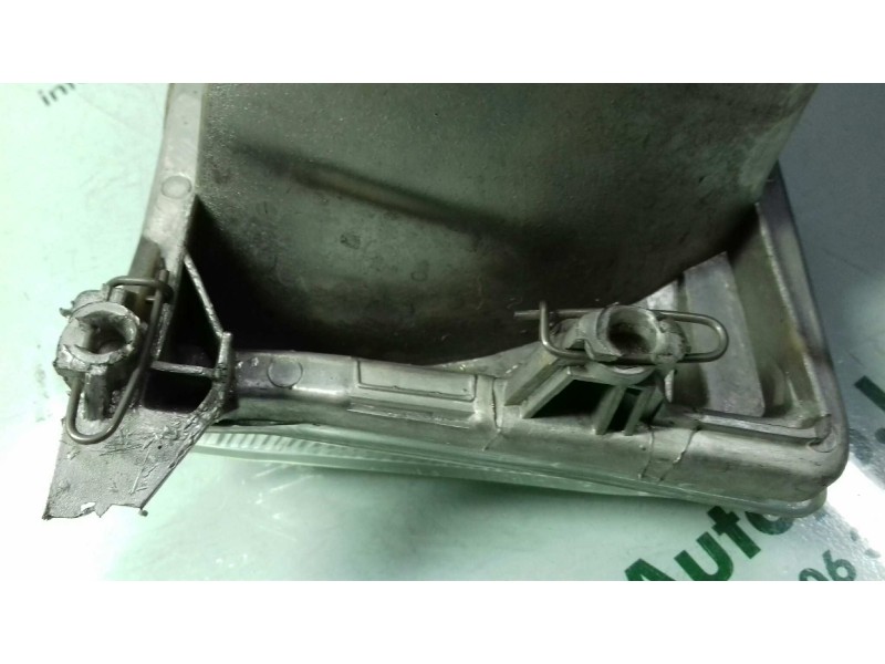 Recambio de faro derecho para peugeot 106 (s1) cocktail referencia OEM IAM 084638  VALEO