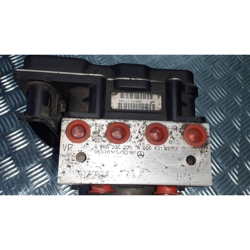 Recambio de abs para mercedes-benz clase b (w245) 180 cdi (245.207) referencia OEM IAM A0064310812 0265235225 0265950618