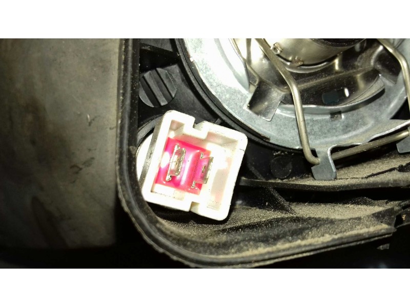 Recambio de faro derecho para peugeot 106 (s1) cocktail referencia OEM IAM 084638  VALEO