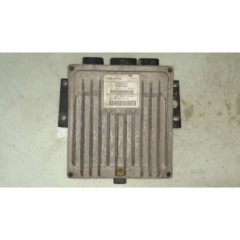 Recambio de centralita motor uce para renault scenic ii confort authentique referencia OEM IAM 8200334419  8200414354