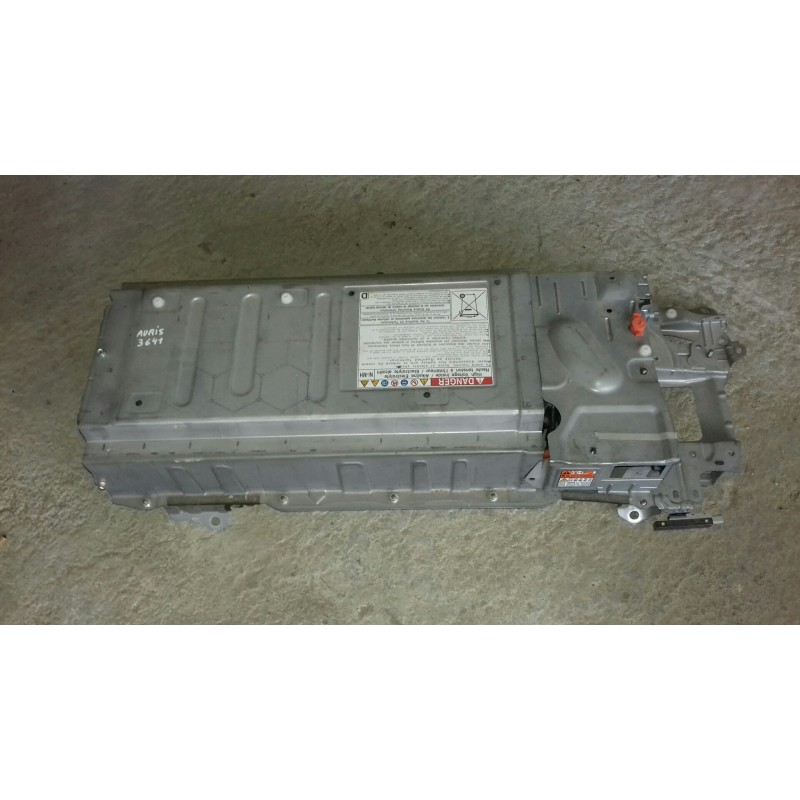 Recambio de bateria para toyota auris hybrid active referencia OEM IAM G928012010  