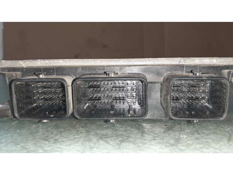 Recambio de centralita motor uce para renault scenic ii confort authentique referencia OEM IAM 8200334419  8200414354