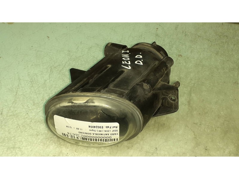 Recambio de faro antiniebla derecho para seat leon (1m1) signo referencia OEM IAM E9024004  VALEO