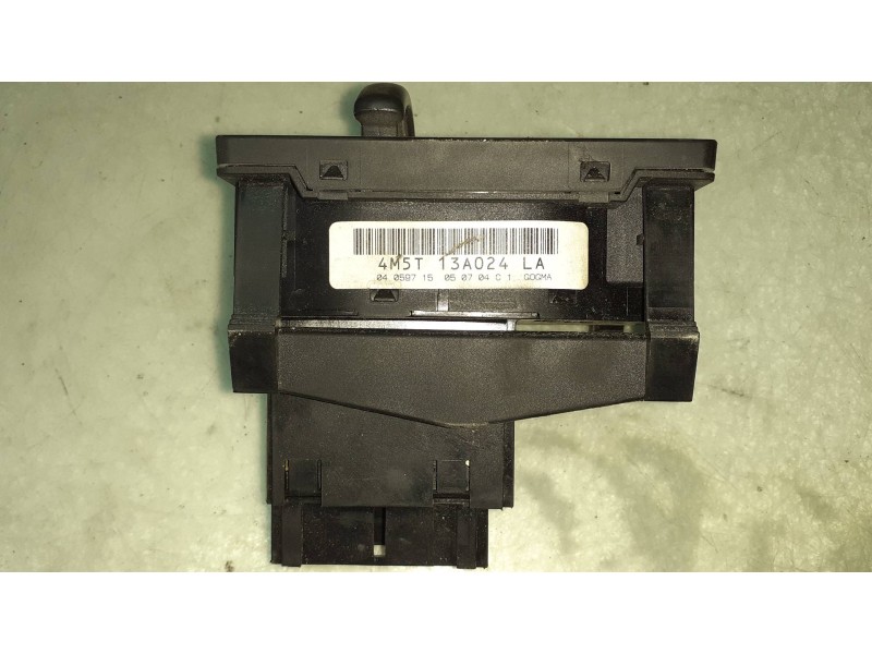 Recambio de mando luces para ford focus berlina (cap) ambiente (d) referencia OEM IAM 4M5T13A024LA  