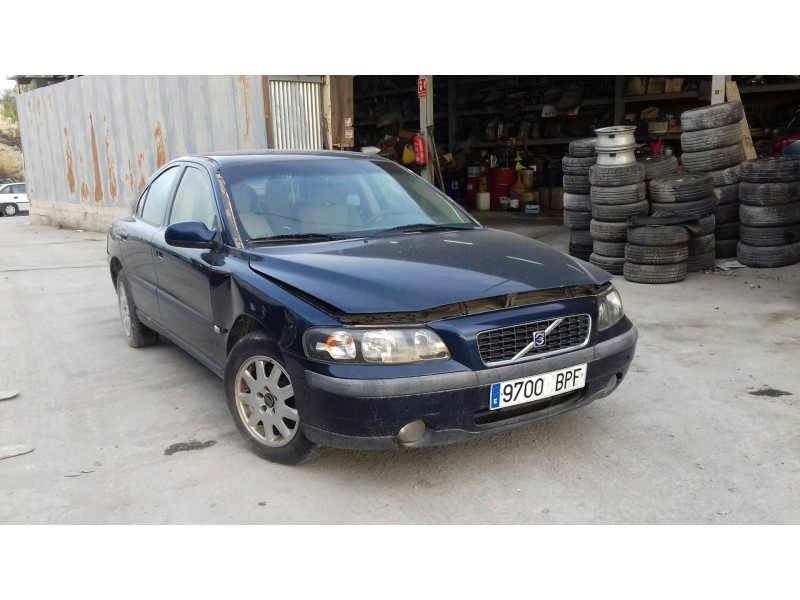 volvo s60 berlina del año 2001