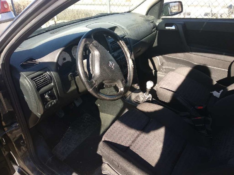 opel astra g berlina del año 2000