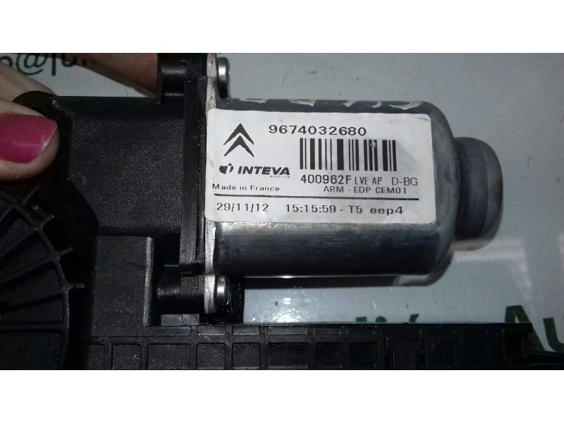 Recambio de motor elevalunas delantero derecho para citroen c4 picasso exclusive referencia OEM IAM 9674032680 440804 400962F