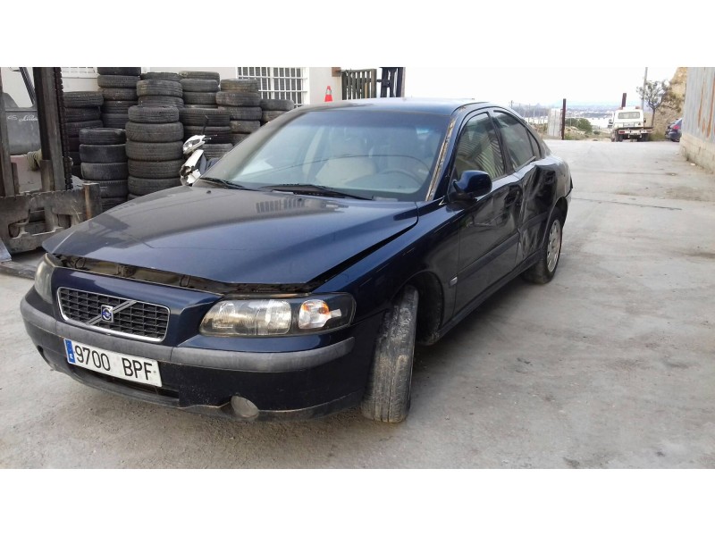 volvo s60 berlina del año 2001