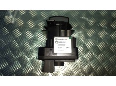 Recambio de mando luces para mercedes-benz clase b (w245) 180 cdi (245.207) referencia OEM IAM 1695451304 32220301 CONECTOR 11 P 2