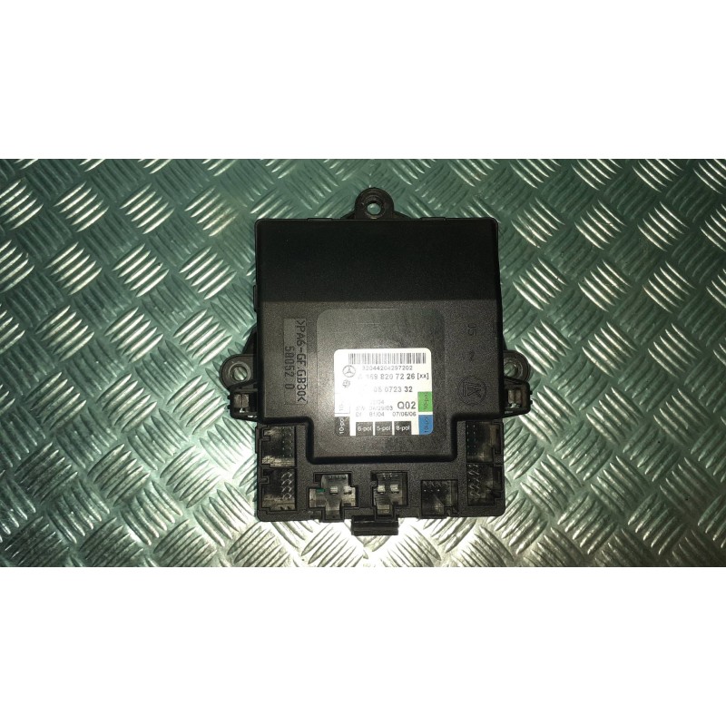 Recambio de modulo electronico para mercedes-benz clase b (w245) 180 cdi (245.207) referencia OEM IAM A1698207226 05072332 PUERT