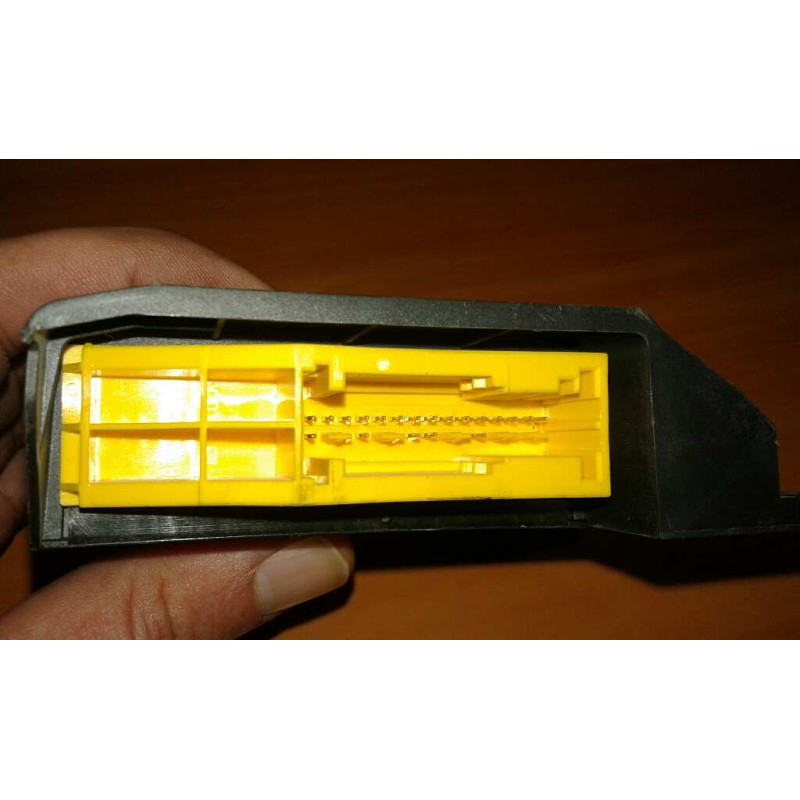 Recambio de centralita airbag para dacia sandero stepway referencia OEM IAM 8201002828 284047-96003 
