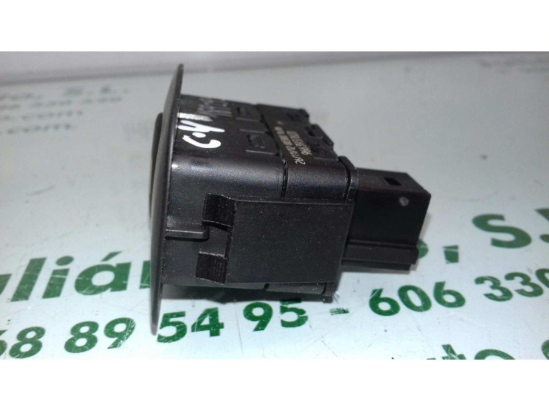 Recambio de mando elevalunas trasero derecho para citroen c4 picasso exclusive referencia OEM IAM 96639378ZD  