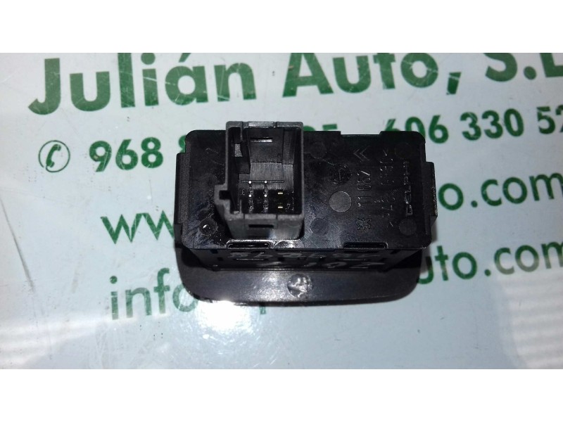 Recambio de mando elevalunas trasero derecho para citroen c4 picasso exclusive referencia OEM IAM 96639378ZD  