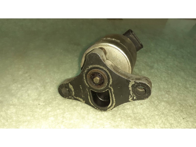 Recambio de valvula egr para opel meriva 1.7 16v cdti cat referencia OEM IAM   