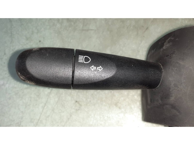 Recambio de mando luces para alfa romeo 166 2.5 v6 24v referencia OEM IAM 156018004  