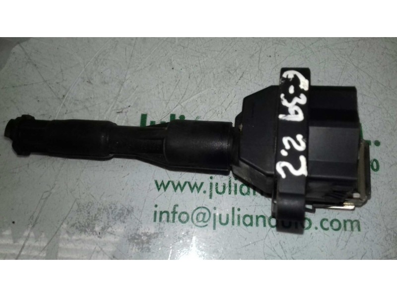 Recambio de bobina encendido para bmw serie 5 berlina (e39) 520i referencia OEM IAM 0221504004 1703227 3 PINES