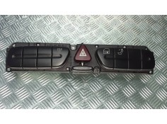 Recambio de warning para mercedes-benz clase c (w203) berlina 220 cdi (203.006) referencia OEM IAM 2038215679  3306010400