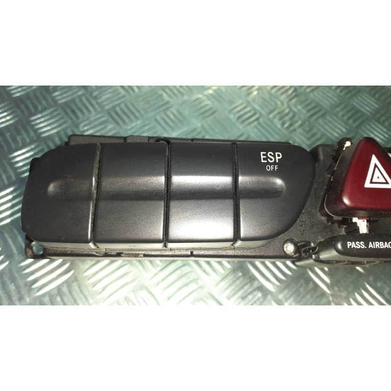 Recambio de warning para mercedes-benz clase c (w203) berlina 220 cdi (203.006) referencia OEM IAM 2038215679  3306010400