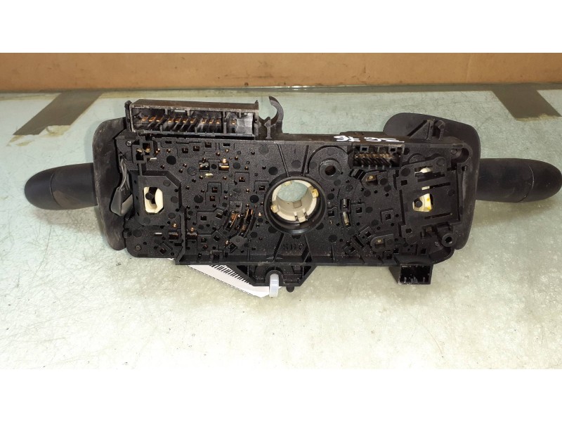 Recambio de mando luces para alfa romeo 166 2.5 v6 24v referencia OEM IAM 156018004  