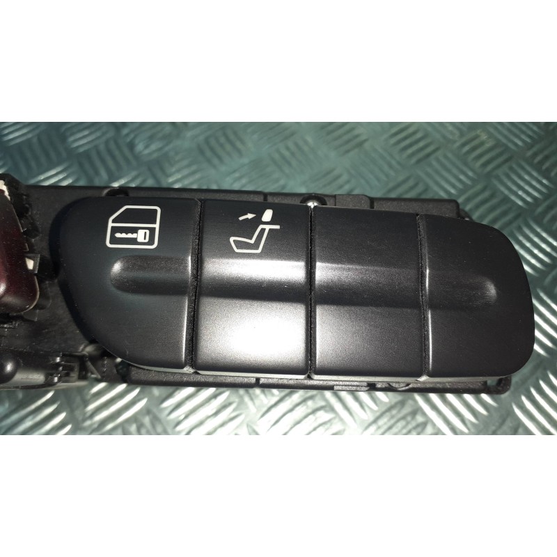 Recambio de warning para mercedes-benz clase c (w203) berlina 220 cdi (203.006) referencia OEM IAM 2038215679  3306010400