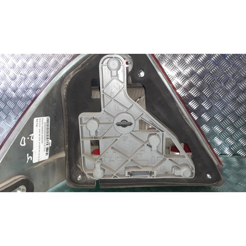 Recambio de piloto trasero derecho para mercedes-benz clase c (w203) berlina 220 cdi (203.006) referencia OEM IAM   