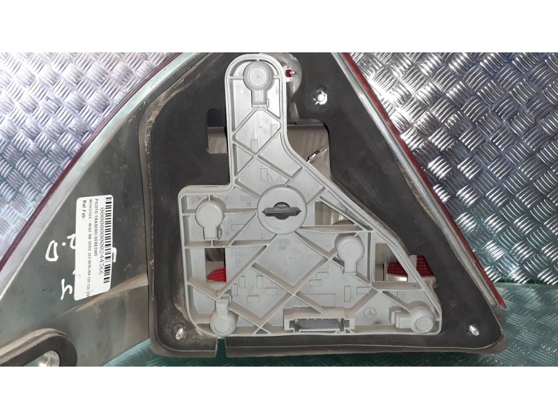 Recambio de piloto trasero derecho para mercedes-benz clase c (w203) berlina 220 cdi (203.006) referencia OEM IAM   