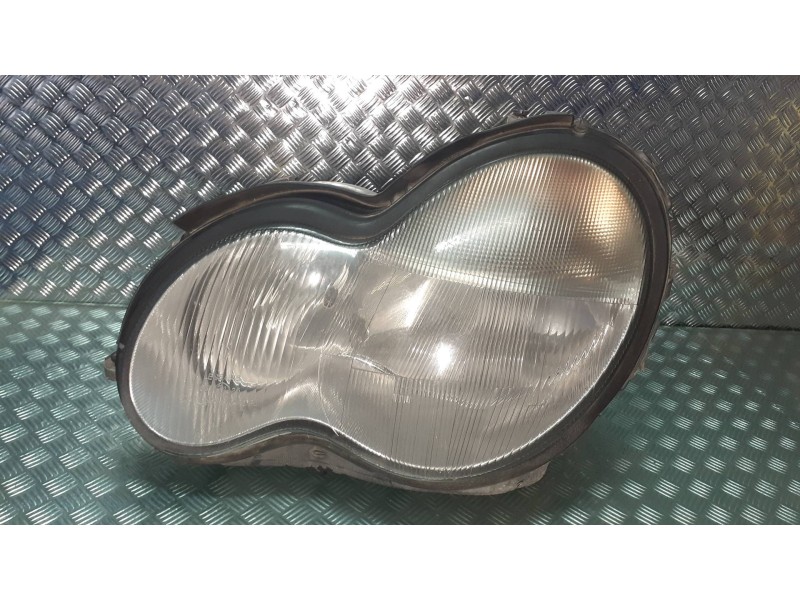 Recambio de faro izquierdo para mercedes-benz clase c (w203) berlina 220 cdi (203.006) referencia OEM IAM A2038200161  