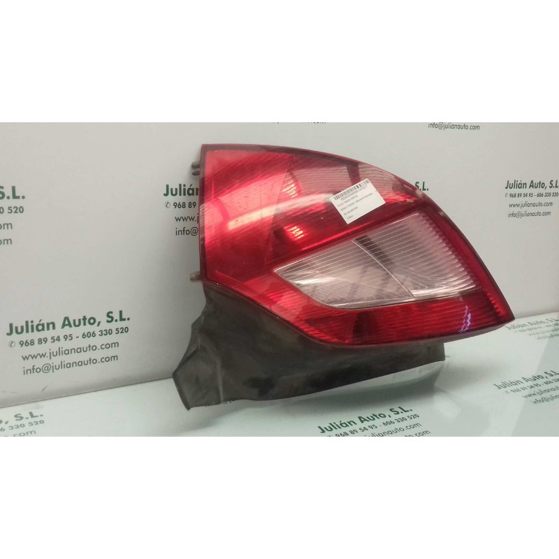 Recambio de piloto trasero derecho para renault megane ii berlina 5p authentique referencia OEM IAM 820073287 89398081 VALEO