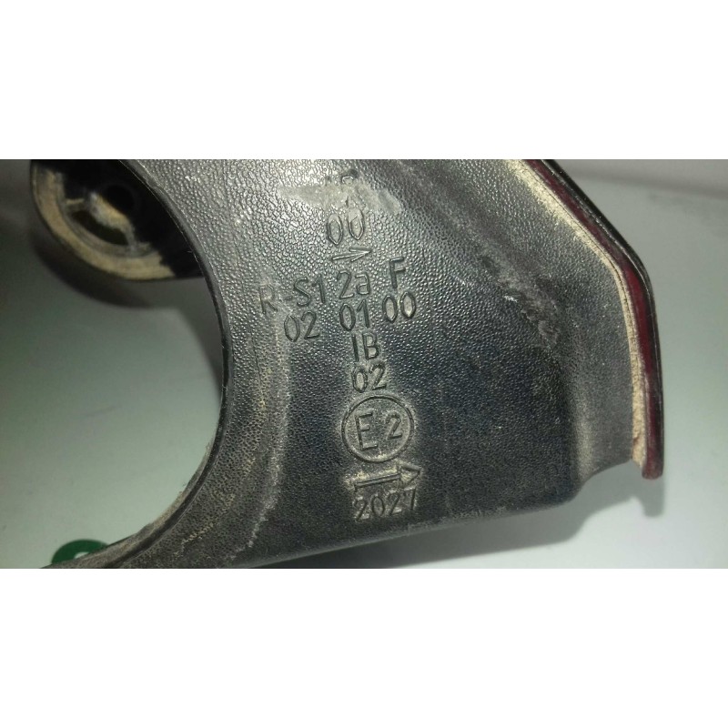 Recambio de piloto trasero derecho para renault megane ii berlina 5p authentique referencia OEM IAM 820073287 89398081 VALEO