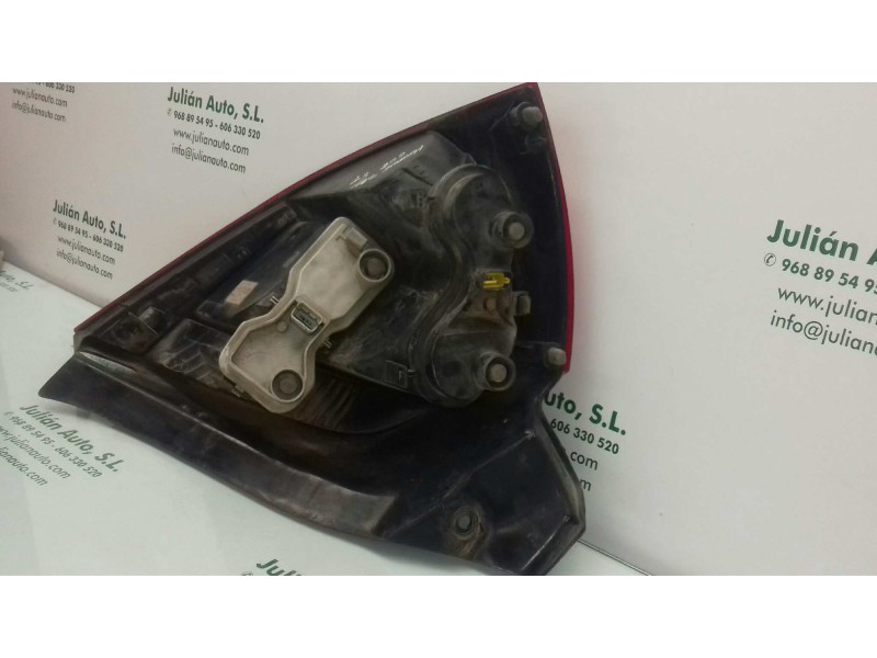 Recambio de piloto trasero derecho para renault megane ii berlina 5p authentique referencia OEM IAM 820073287 89398081 VALEO