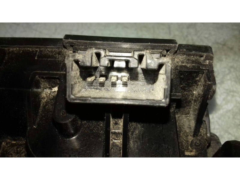 Recambio de cerradura maletero / porton para ford fiesta (cb1) ambiente referencia OEM IAM 8A61A442A66AB  