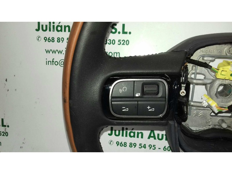 Recambio de volante para citroen c3 pure tech referencia OEM IAM 34228598F 34250110 
