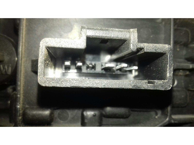 Recambio de piloto trasero derecho para dacia sandero stepway referencia OEM IAM 8200734824 62421002 ELBA