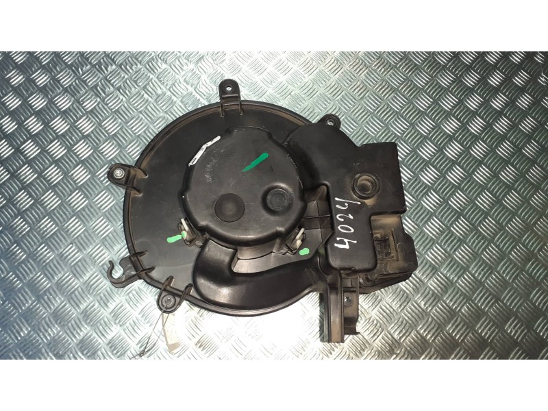Recambio de ventilador calefaccion para mercedes-benz clase c (w203) berlina 220 cdi (203.006) referencia OEM IAM   