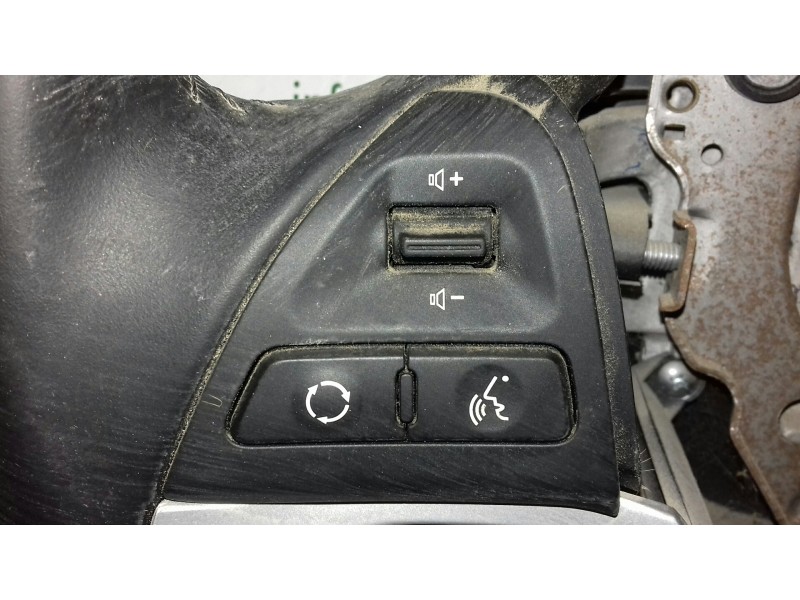 Recambio de volante para kia picanto concept referencia OEM IAM 561101Y465BC5 MULTIFUNCION PIEL